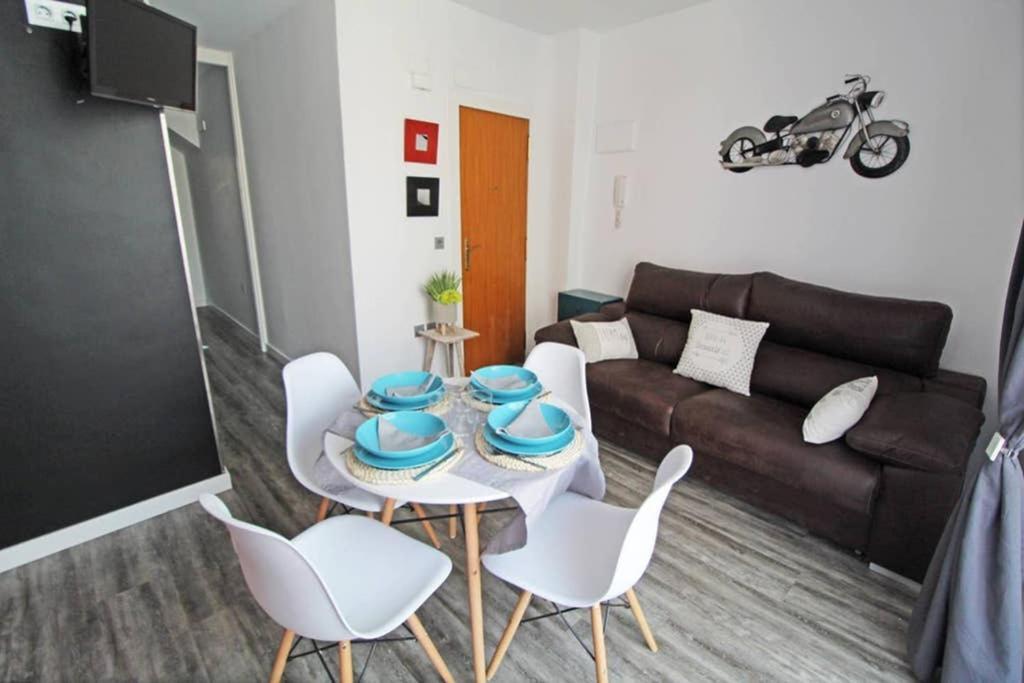 Apartamento De Diseno Centrico 5 Min Playa Alicante Bagian luar foto